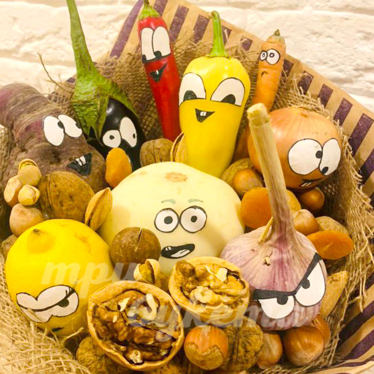 buket-semejstvo-ovoshhej-na-izolyacii-2